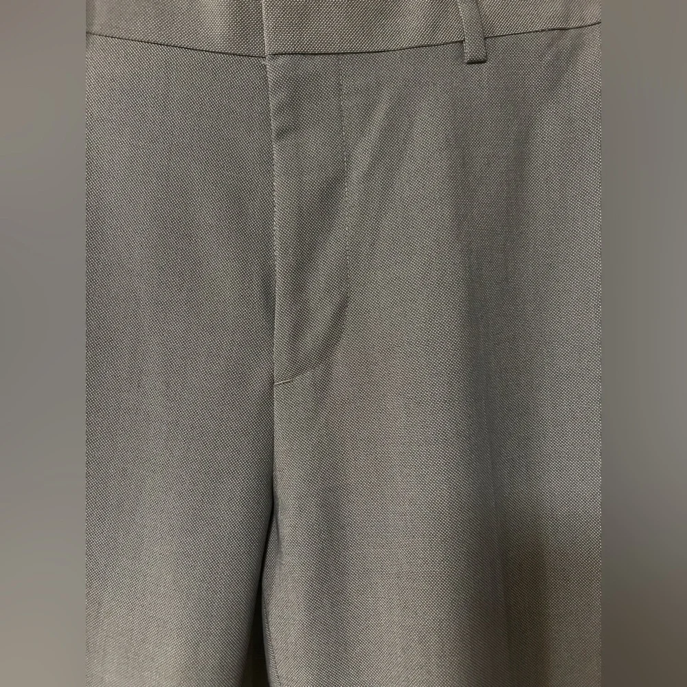 J Ferrar Slim Fit. Men’s‎ Dress Pants. Size 36